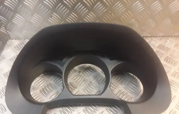 Dashboard trim