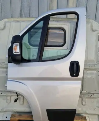 Fiat Ducato Front door