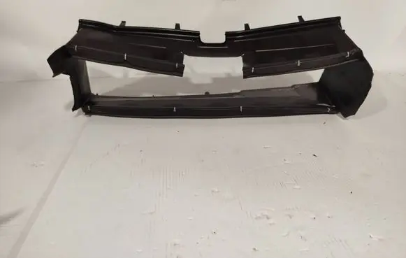Peugeot 3008 III Intercooler air guide/duct channel 9853133380