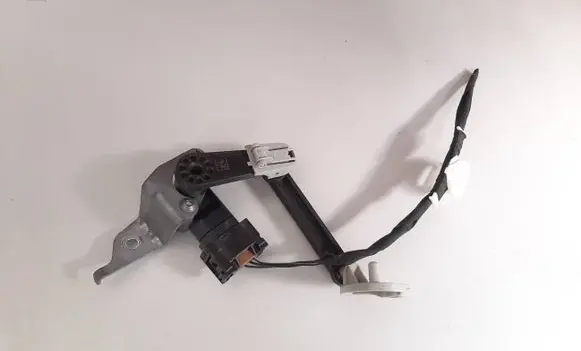 BMW 1 F70 Headlight/headlamp level sensor 6895466 6892286 6892287