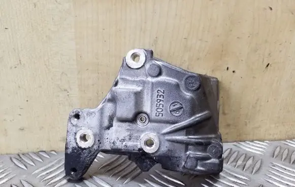 Peugeot 3008 I Other engine bay part 505932
