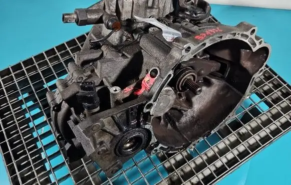 KIA Cerato Manual 5 speed gearbox S61767 IMPRK1547589