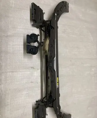 Top upper radiator support slam panel