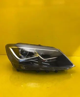 Seat Alhambra (Mk2) Headlight/headlamp 7N5941752