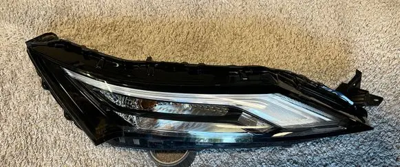 Nissan X-Trail T33 Headlight/headlamp