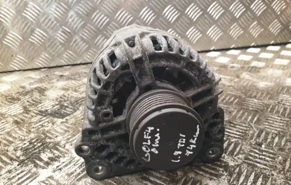 Volkswagen Golf IV Generator/alternator