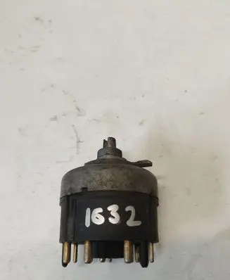 Mercedes-Benz E W124 Light switch 0005455404