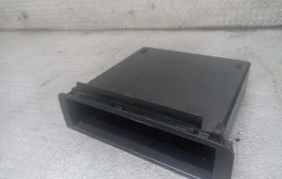 Audi A2 Dashboard storage box/compartment 8Z0863077