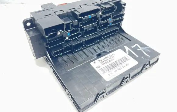 Mercedes-Benz C W203 Comfort/convenience module 2035454201 5DK00848554