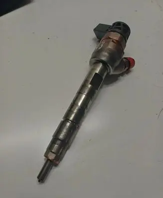 Mini Cooper Countryman R60 Fuel injector 0445110743