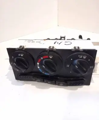 Mercedes-Benz A W168 Climate control unit 1688300485 K115298