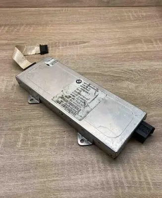 BMW 7 E65 E66 Aerial antenna amplifier 6924005