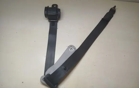 Hyundai H-1, Starex, Satellite Third row seat belt 898204H021