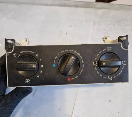 Citroen Berlingo Climate control unit 654985L