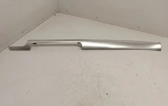 Audi Q7 4L Dashboard glove box trim 8E1853190