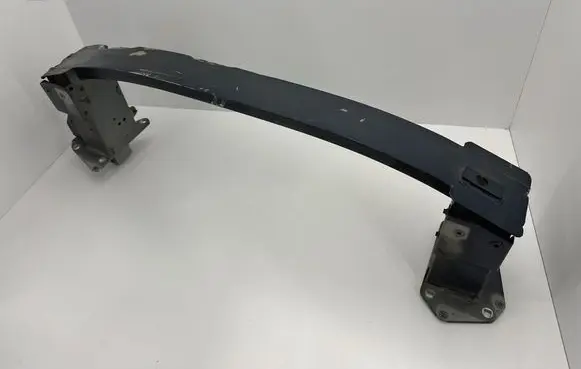 Volvo XC40 Front bumper cross member 32216756