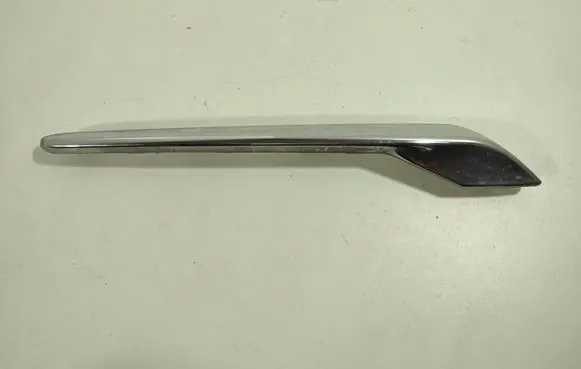 Opel Crossland X Front bumper upper radiator grill 13477107