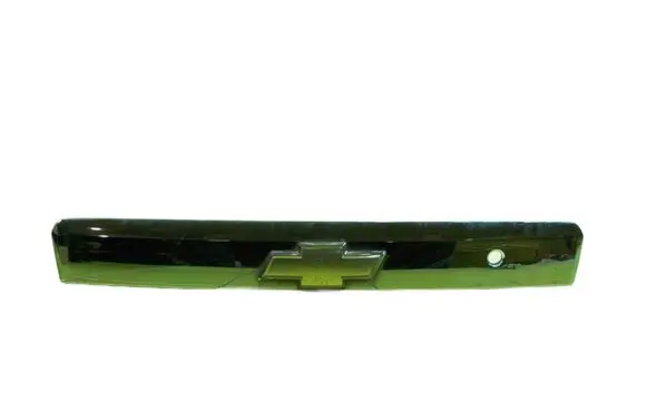 Chevrolet Captiva Rear light center trim bar blend 