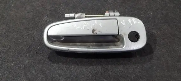 Toyota RAV 4 (XA10) Front door exterior handle