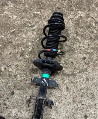 Renault Symbioz Front shock absorber/damper 543035679R