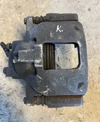 Chrysler Grand Voyager V Front brake caliper