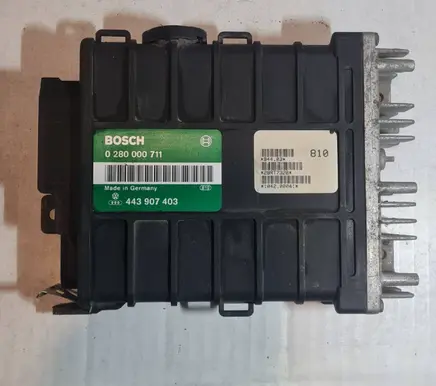 Volkswagen PASSAT B3 Engine control unit/module 0280000711 443907403