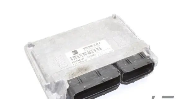 Seat Ibiza III (6L) Engine control unit/module 03E906033P