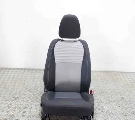 Toyota Yaris Front passenger seat 