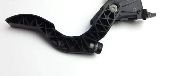Audi A4 S4 B6 8E 8H Accelerator throttle pedal 8E1723523C M5548