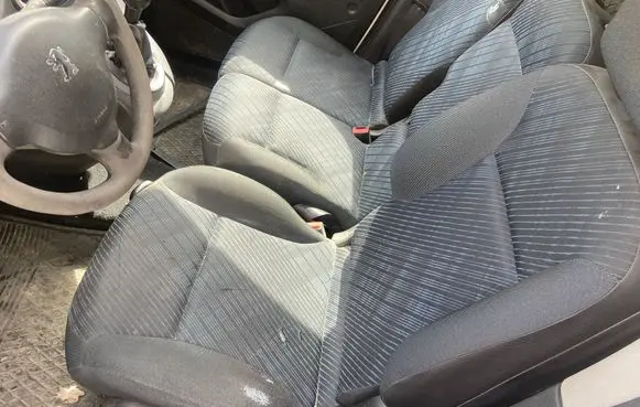 Peugeot Partner Front driver seat 