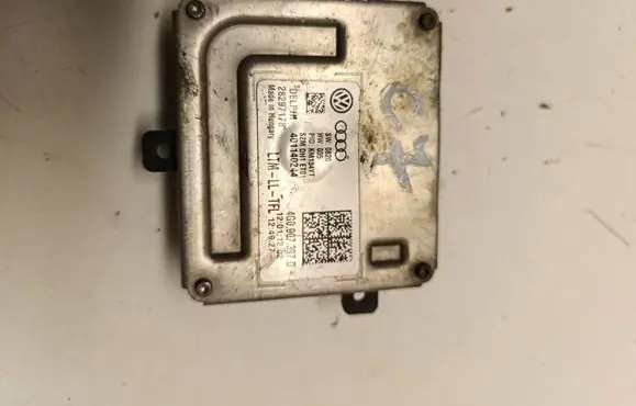 Audi A6 C7 Headlight ballast module Xenon 4G0907397D 401140244
