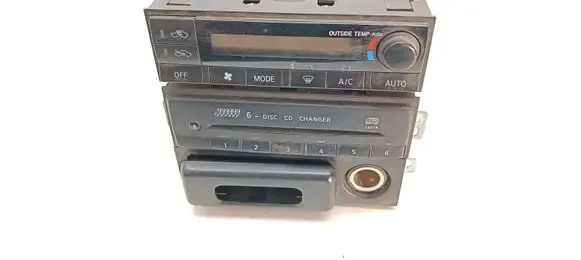 Nissan X-Trail T30 Climate control unit 281844M500