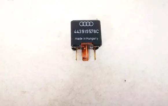 Volkswagen PASSAT B5 Other relay 443919578c 899519