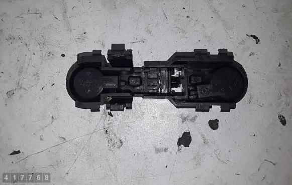 Alfa Romeo 159 Tail light bulb cover holder