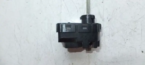 Toyota Land Cruiser (J200) Headlight level adjustment motor 10B0505620A