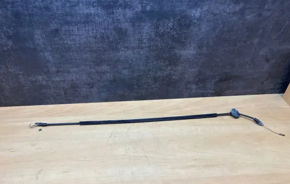 Volkswagen Touran I Rear door cable line 1T0839085