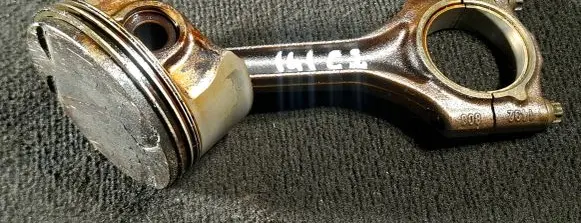 BMW 5 E39 Piston with connecting rod