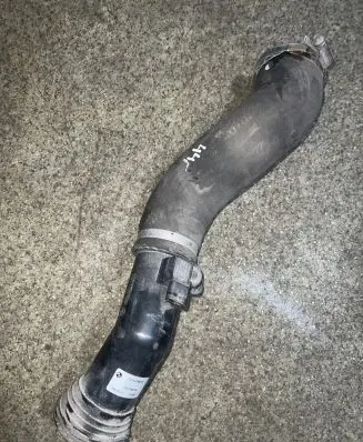 BMW 1 F20 F21 Intercooler hose/pipe 7597588 CZ15476810