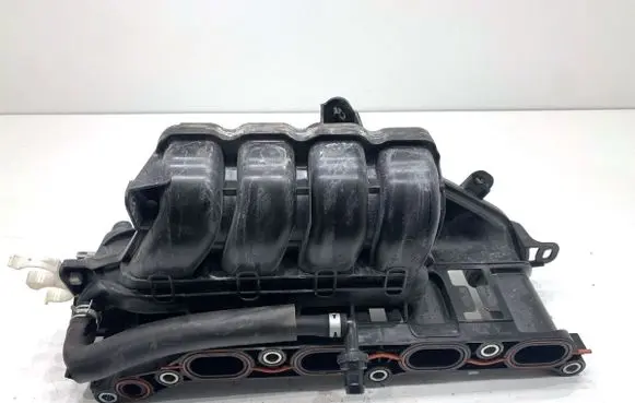 Suzuki Ignis Intake manifold 
