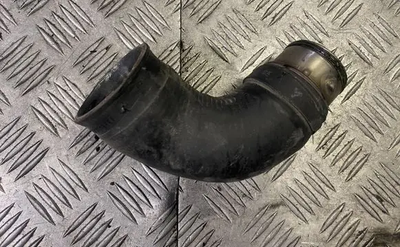 Audi A3 S3 8P Intercooler hose/pipe 038131111c