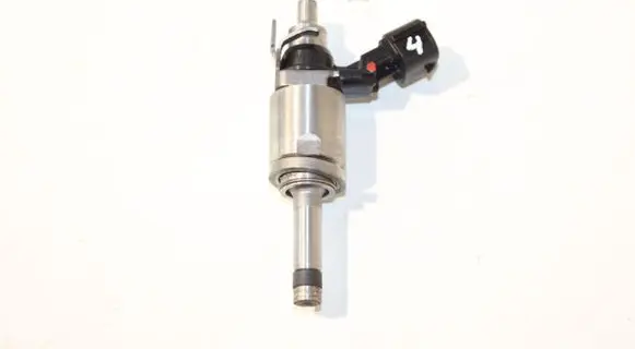 Nissan Qashqai Fuel injector H8201438013