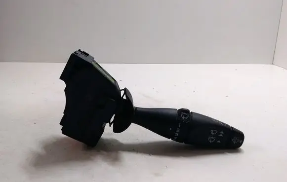 Ford Focus Wiper control stalk 98AG17A553DC