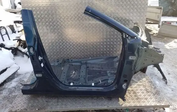 Toyota C-HR II Pillar (middle) 