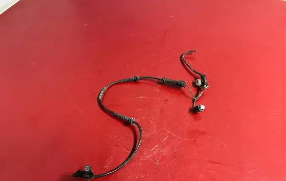 Mini One - Cooper F56 F55 ABS rear brake sensor 6858466 34526858466