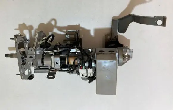 Infiniti QX70 S51 Steering wheel axle