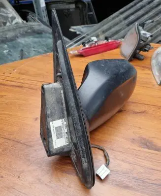 Mazda Tribute Front door electric wing mirror E11015321 E11025321 088705