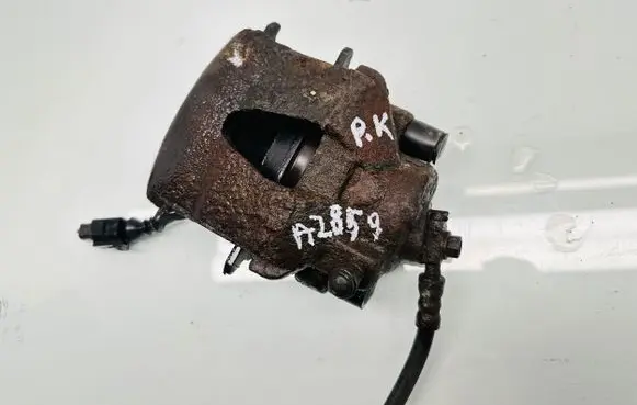 Volkswagen Cross Polo Front brake caliper