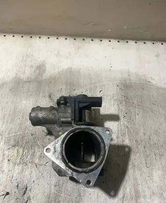 Volkswagen Transporter - Caravelle T5 EGR valve 076131501B