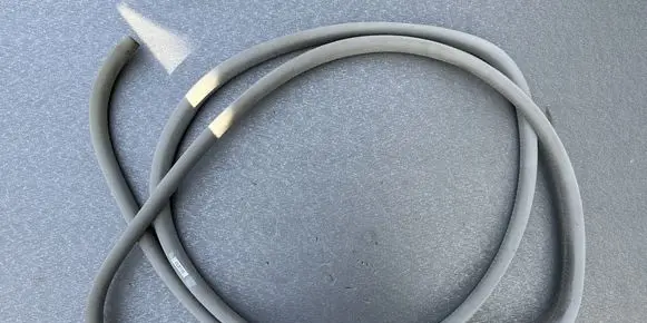 Nissan Patrol Y61 Rear door rubber seal (on body) 76925VC700