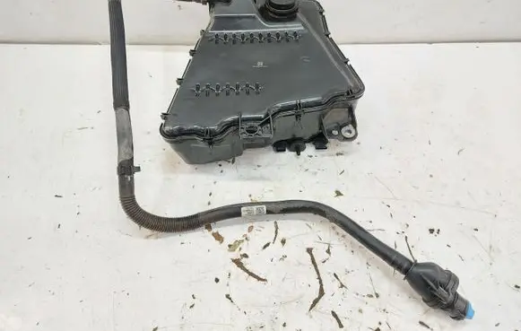 Volvo XC40 AdBlue liquid reservoir 31669394JLK01